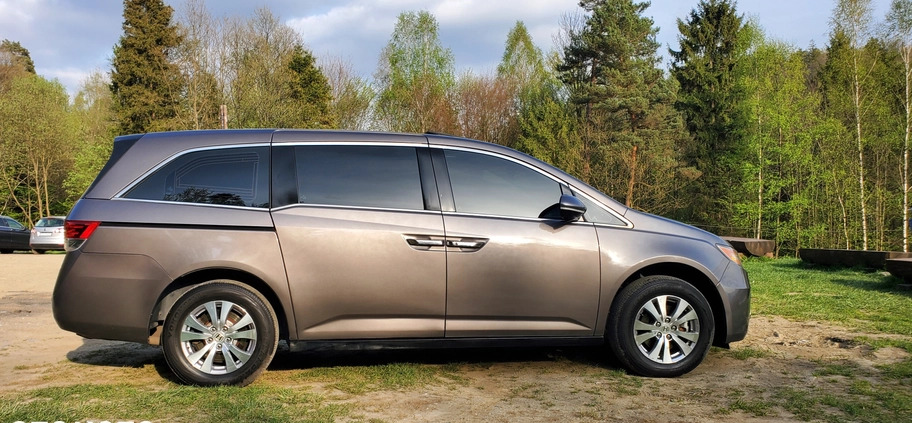 Honda Odyssey cena 74999 przebieg: 155000, rok produkcji 2016 z Byczyna małe 137